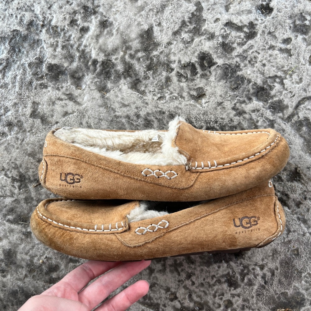UGG Australia Ansley Chestnut Suede Moccasin Slippers 3312 Womens Size 6 - Picture 2 of 10